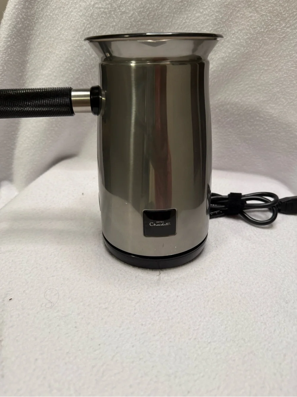 Hotel Chocolat Velvetiser Chocolate Drink Maker Frother/ Grey/ Electric